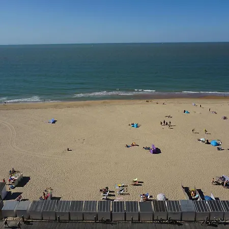 Apartment Zonnig Penthouse Met Panoramisch Zeezicht